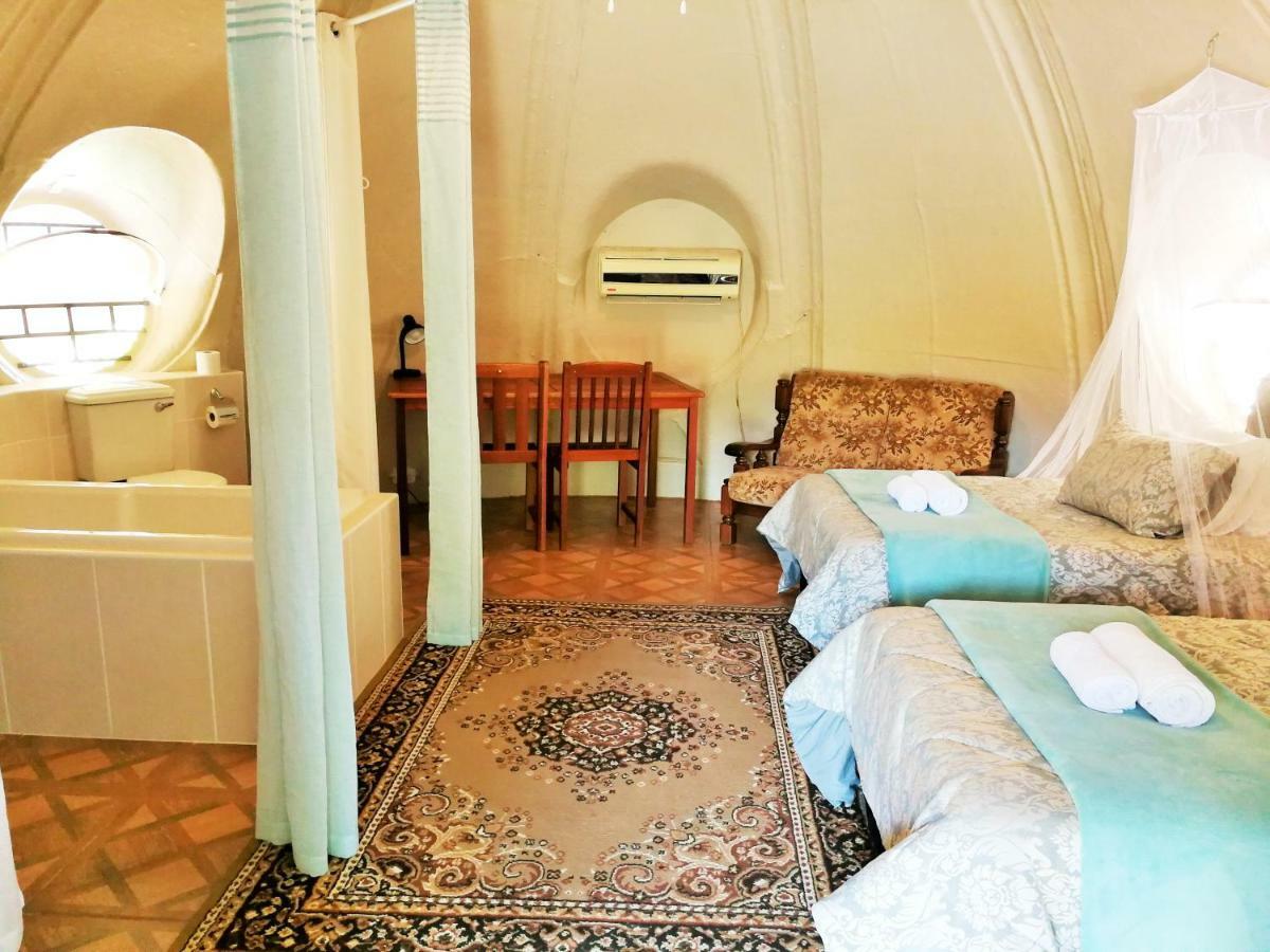 Safari Guesthouse Vryburg Exteriör bild