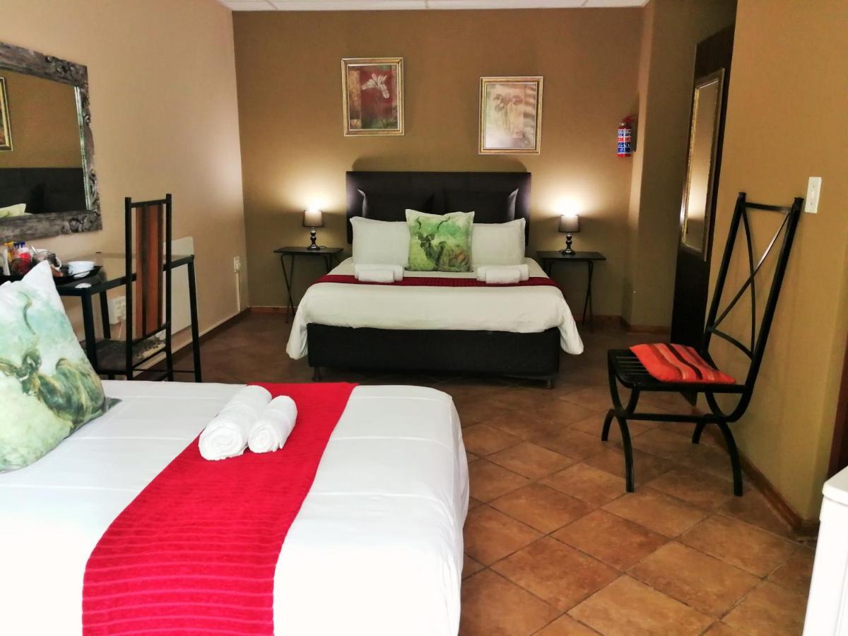 Safari Guesthouse Vryburg Exteriör bild